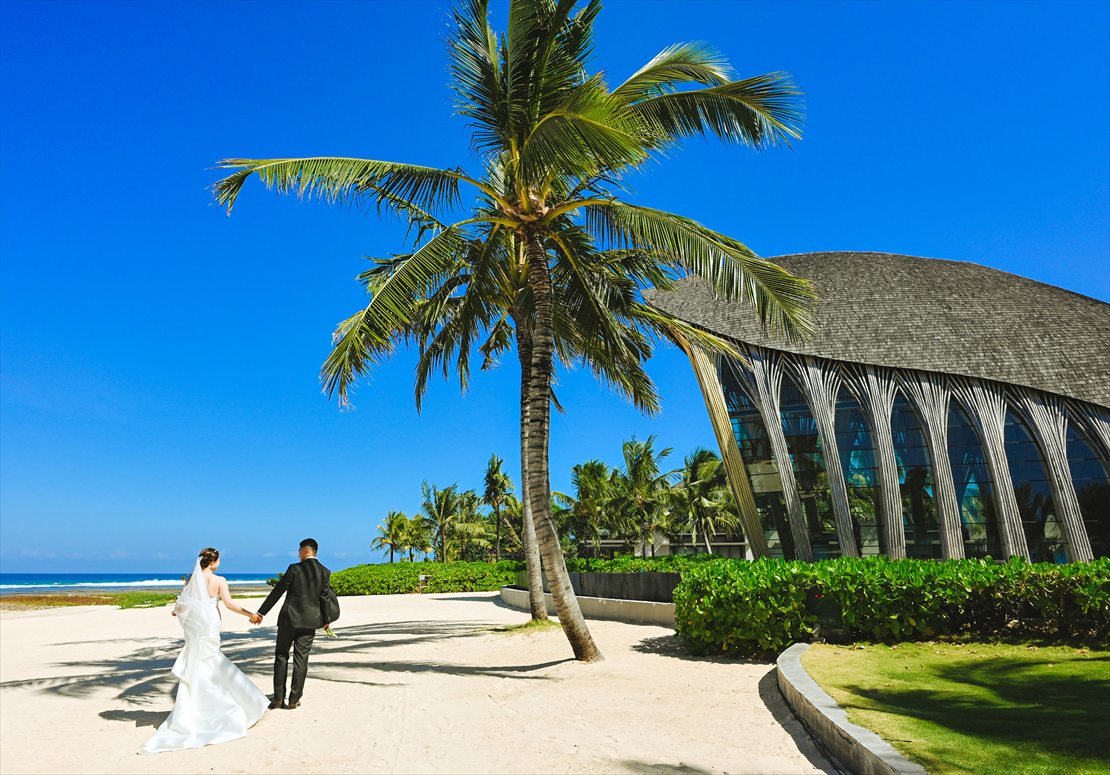 Bali Wedding Ceremony Apurva kempinski(17) ケンピンスキ・バリ ココナッツビーチ挙式後撮影