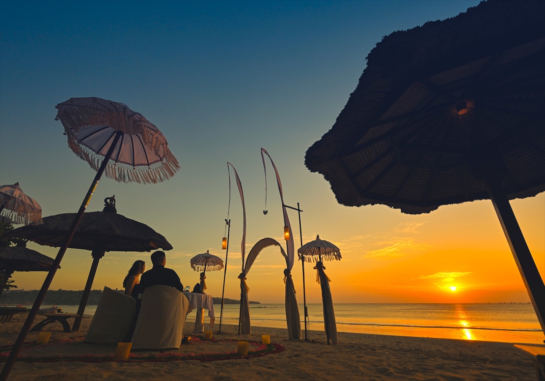 Belmond Jimbaran Beach Romantic Dinner (7) 日暮れ間際のバリ島挙式後ディナー