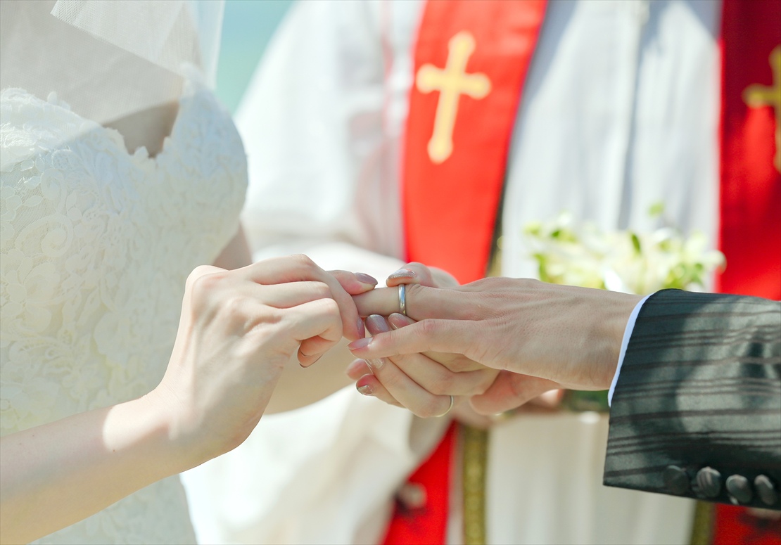 Bali Four Seasons Jimbaran Garden Wedding (8) 挙式シーン:指輪交換
