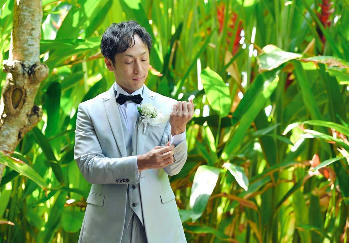 Bali Wedding Ceremony The Apurva Kempinski (3) ケンピンスキ お仕度部屋にて