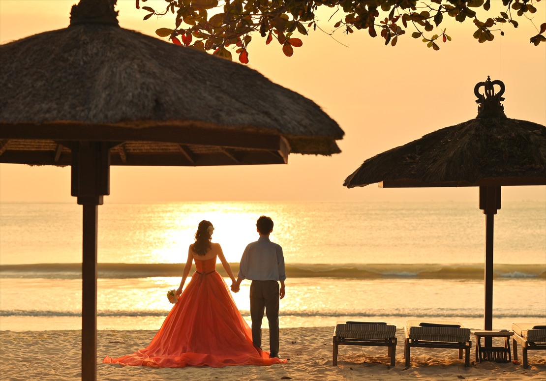 Belmond Jimbaran Tunjung Restaurant Wedding Party (5) ビーチにて挙式後撮影