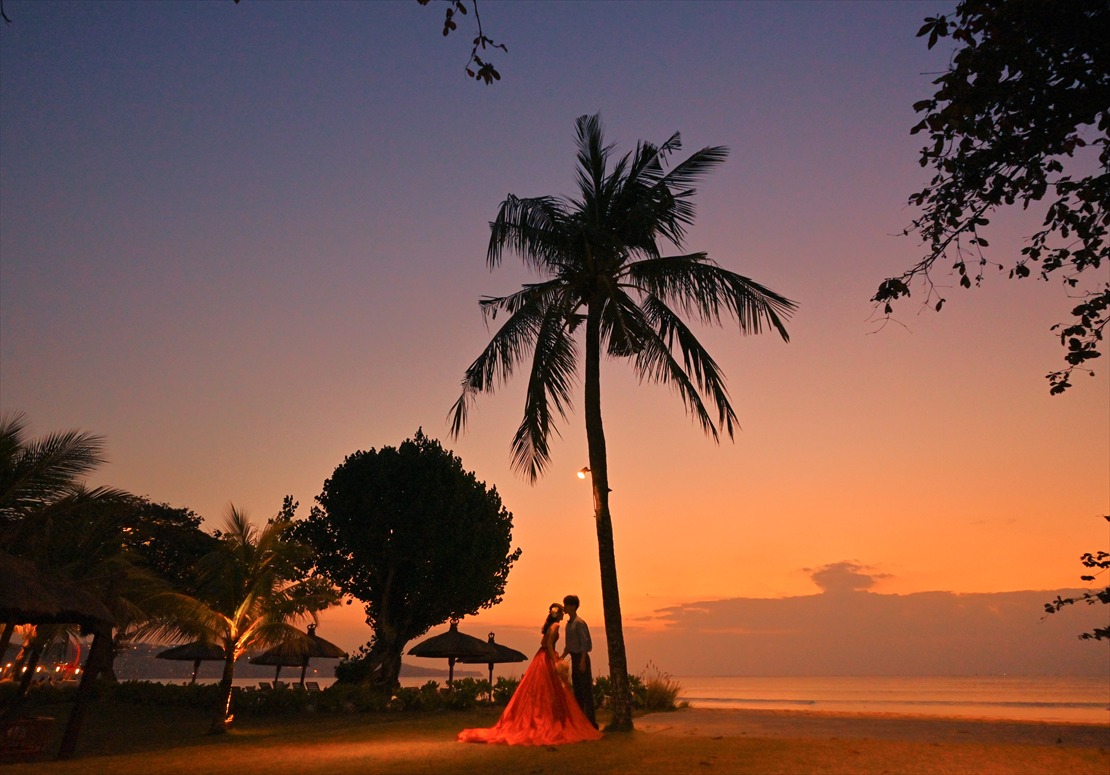 Belmond Jimbaran Tunjung Restaurant Wedding Party (8) 幻想的なマジックアワー撮影