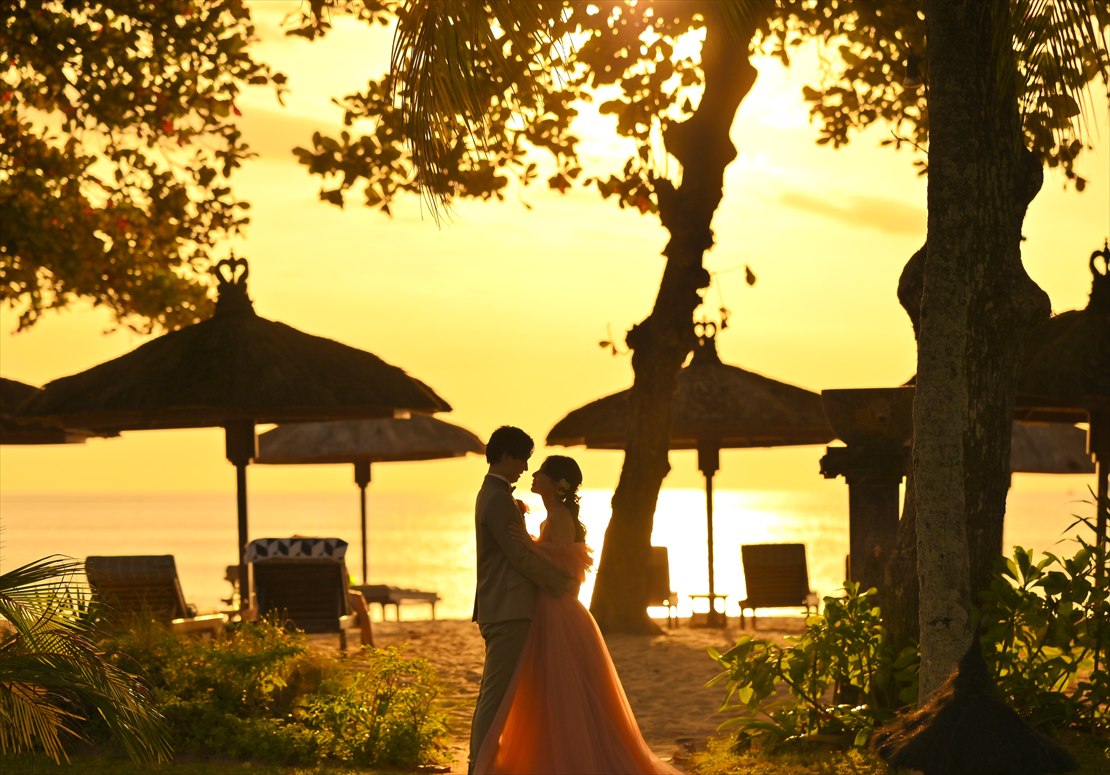 Belmond Jimbaran Puri Bali Sunset Party (3) ビーチに繋がるガーデンにて